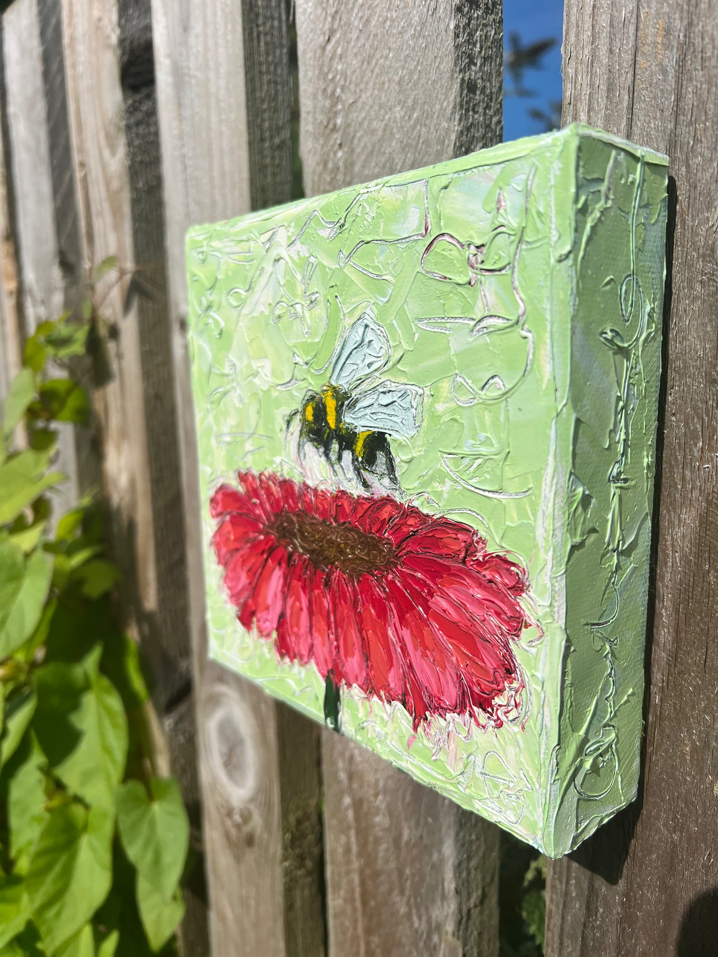Busy Bee - 6"x6"